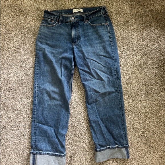 Abercrombie & Fitch Low Rise Baggy Jeans, Short - Picture 4 of 4